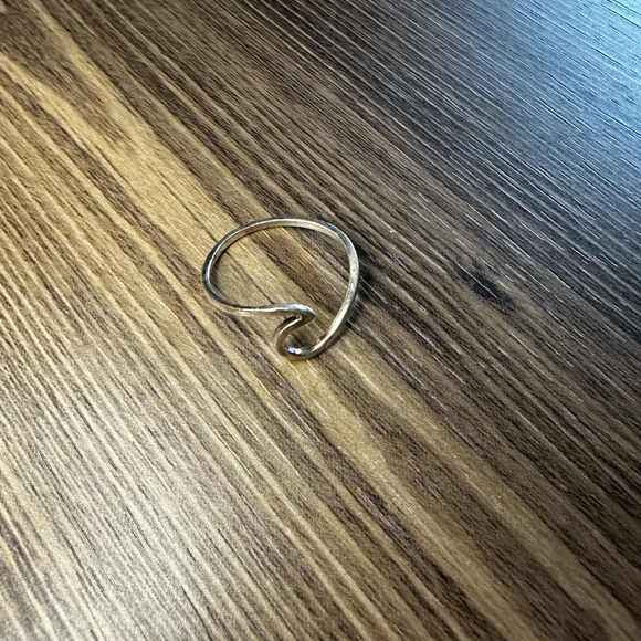 Wave ring - Picture 3 of 3